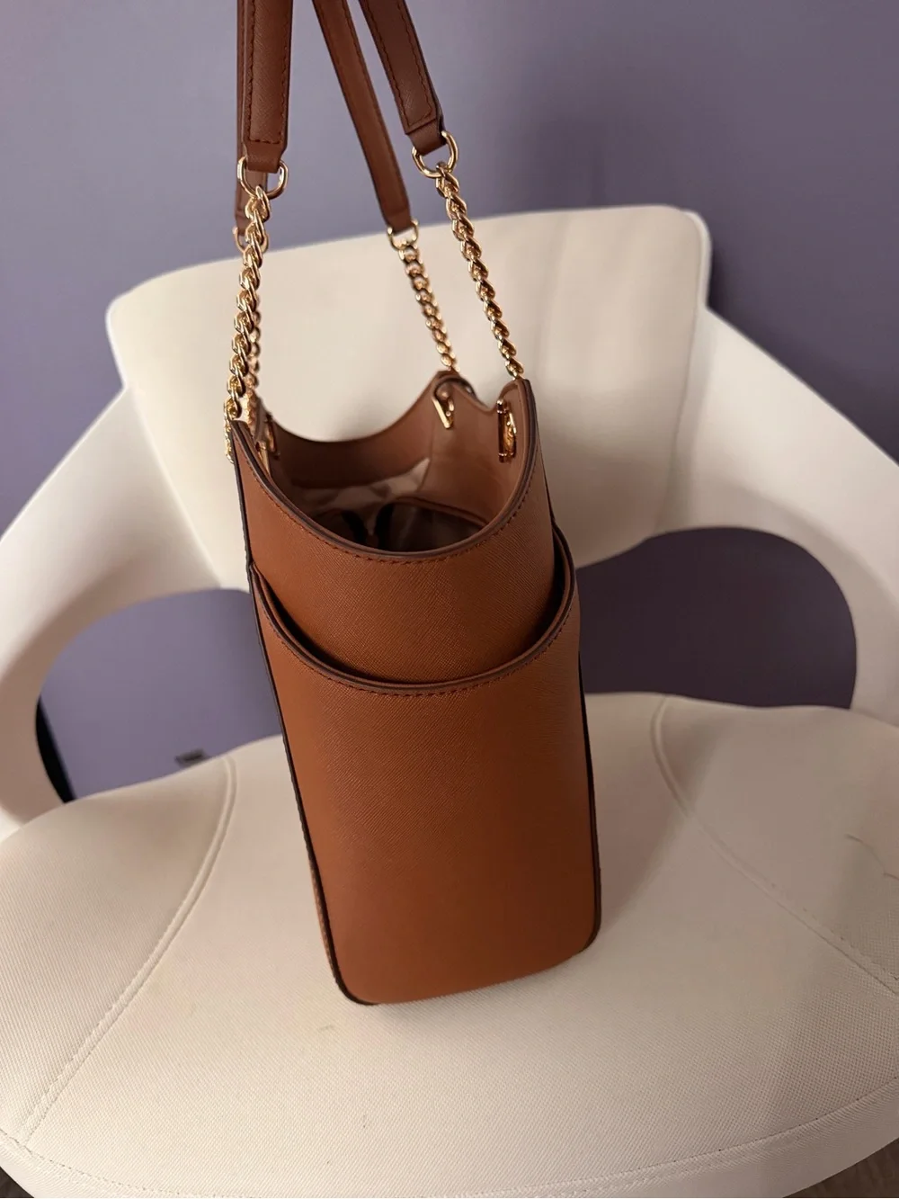 Michael Kors no smoking